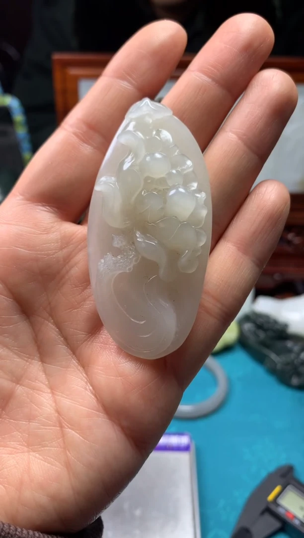 颈饰未镶嵌和田玉拍一发一