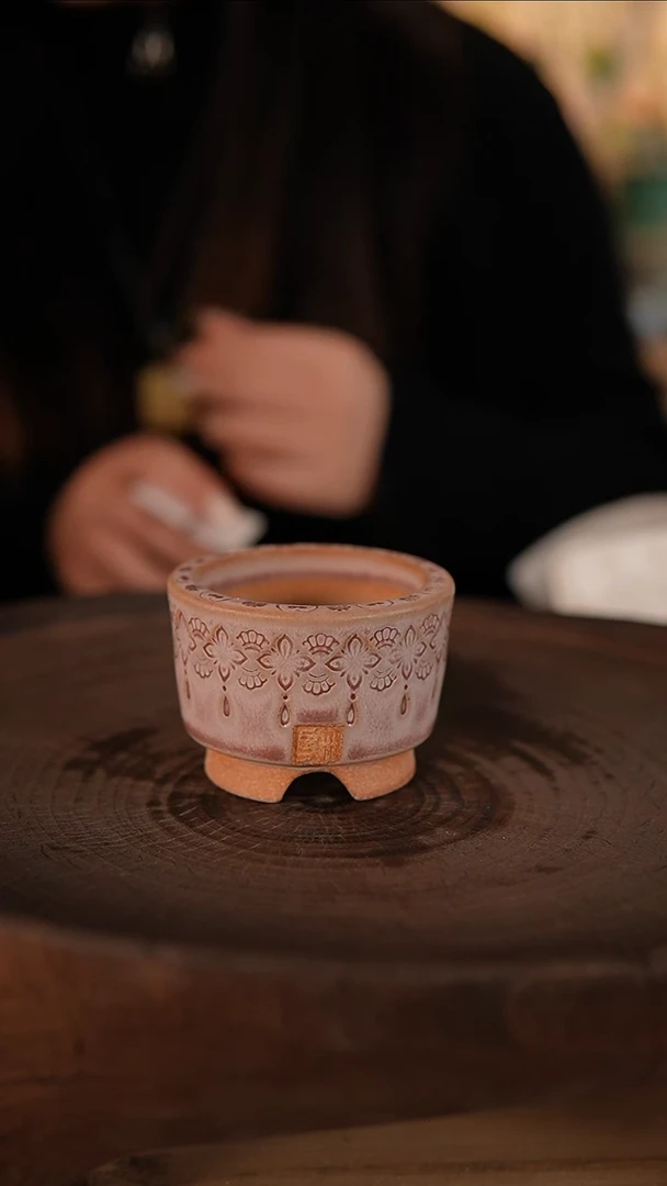 【闪购商品】红陶1-31-001默认有瑕口5.5