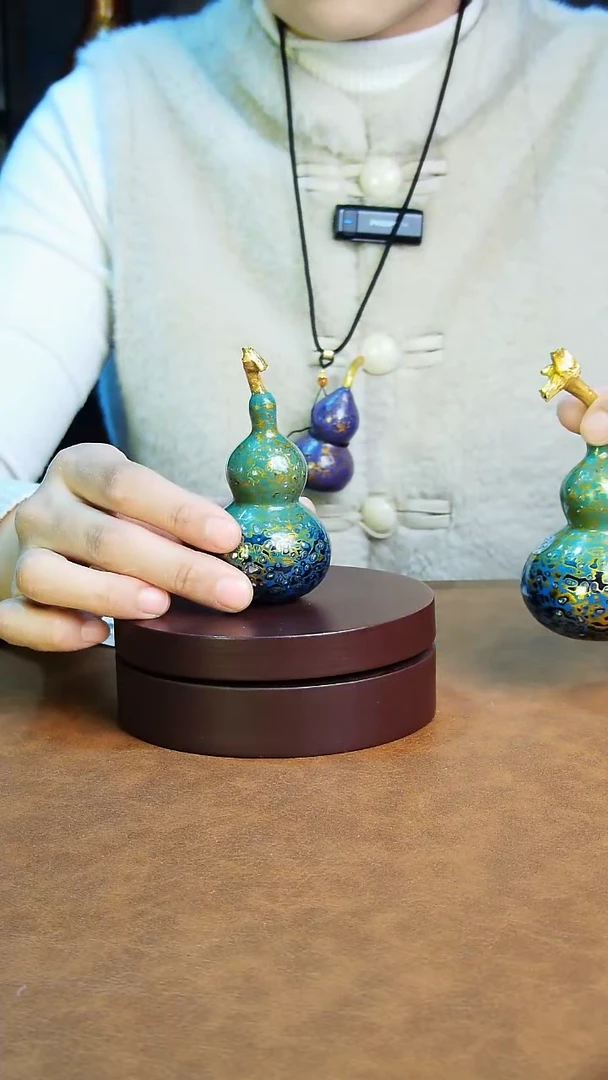 【闪购商品】245直播一物一图大漆酒葫芦送底座