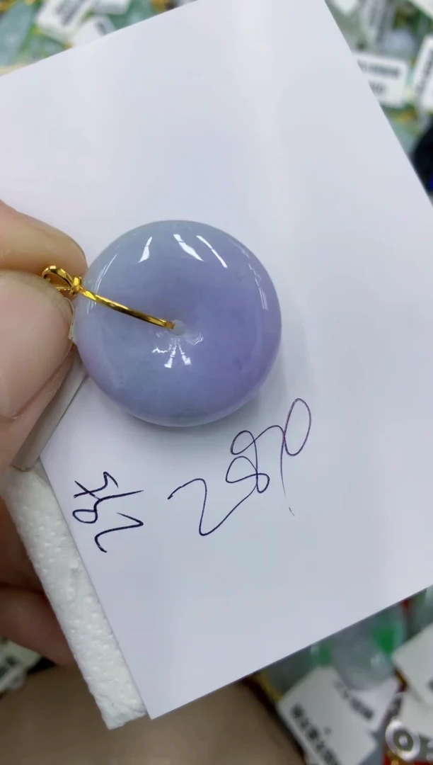 颈饰18K金镶嵌翡翠11111111111
