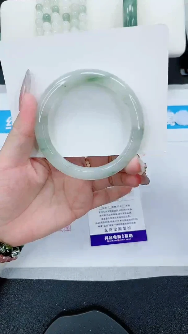 【闪购商品】石英质玉手镯未镶嵌217号/59-60圈