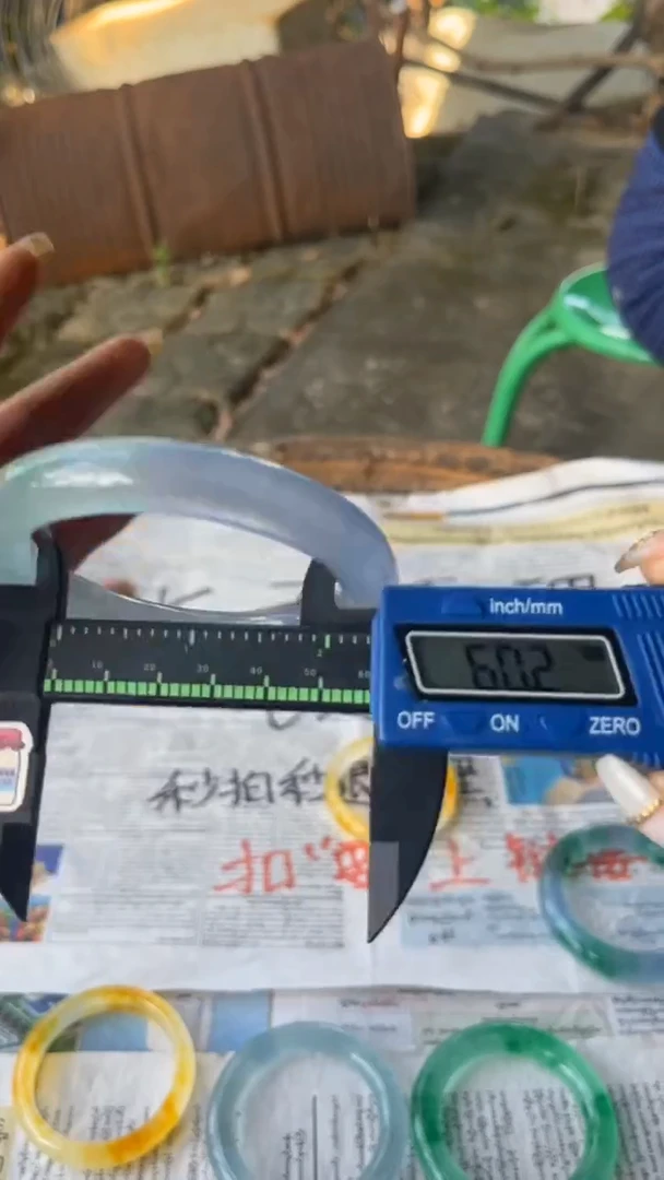 非金属珐琅邵****）钰缅手镯甄选