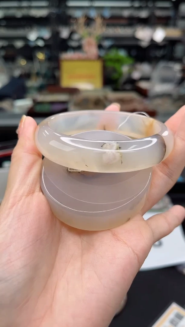 【闪购商品】石英质玉手镯未镶嵌63圈口（赠品镯心）3427263