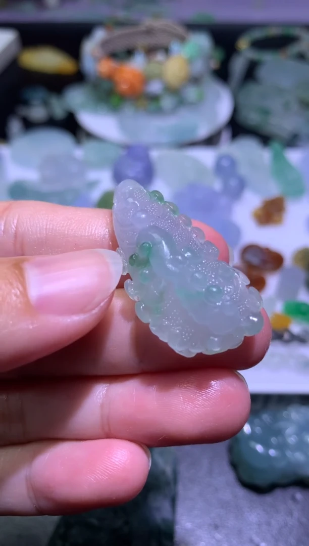 定制翡翠未镶嵌毛货