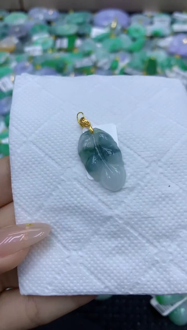 颈饰未镶嵌翡翠天然缅甸翡翠A货