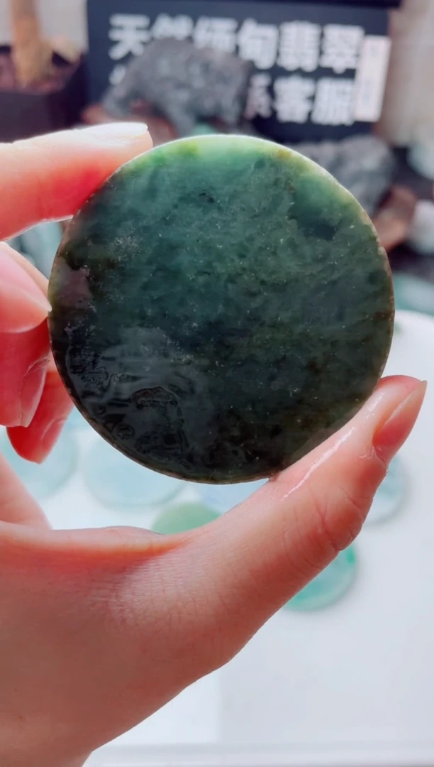 翡翠未镶嵌颈饰1833.....