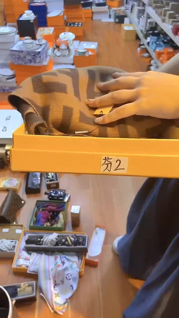 杯鸿辉家品牌瓷器，京东包邮！