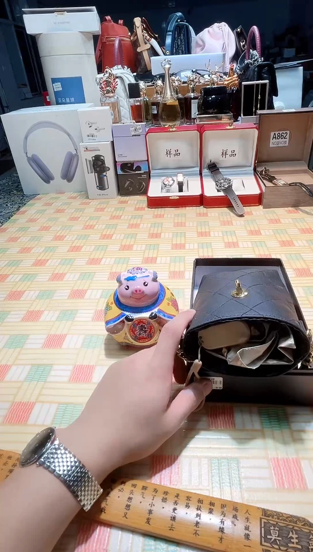 瓷片瓷器 库房到期 全部地板价@@1