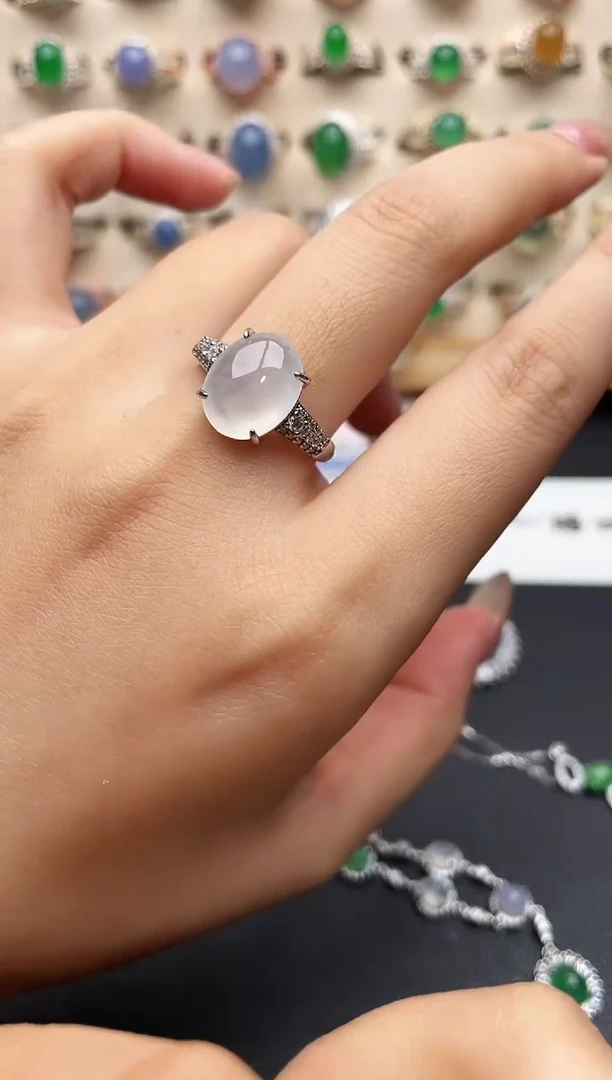 未镶嵌戒指翡翠一物一证一礼盒