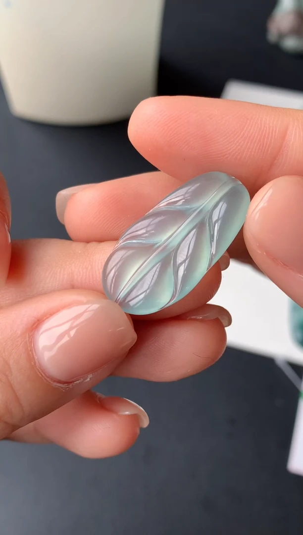 【闪购商品】定制翡翠未镶嵌0951374851