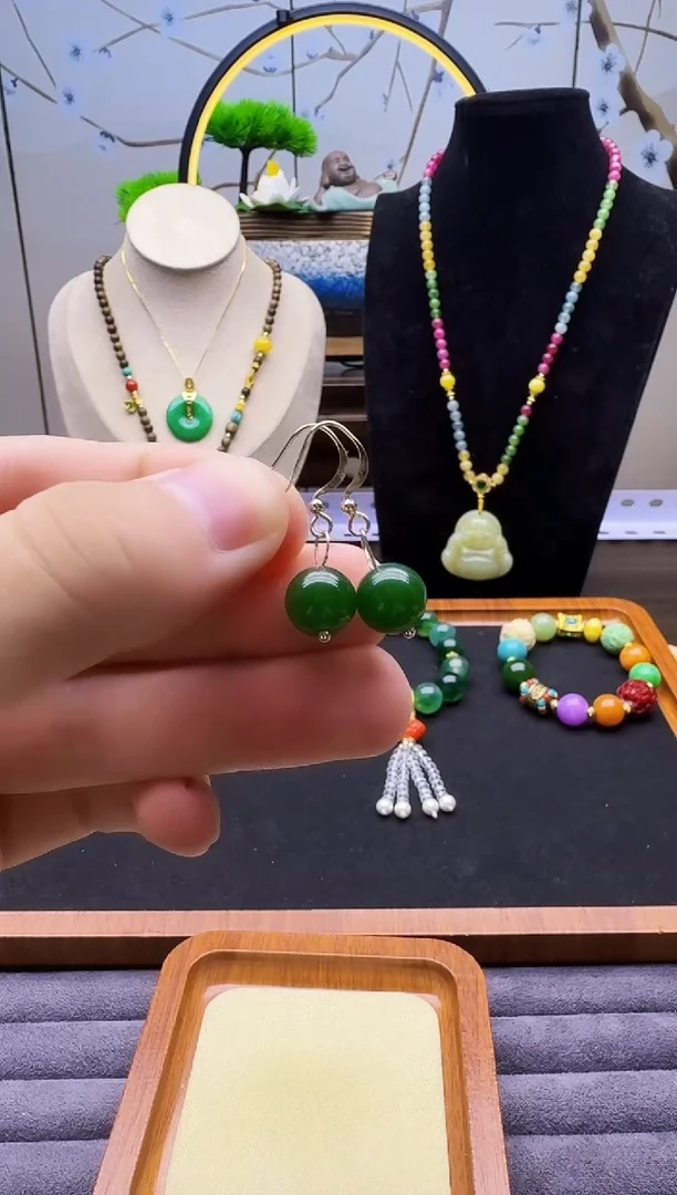 和田玉14K金镶嵌耳饰E52