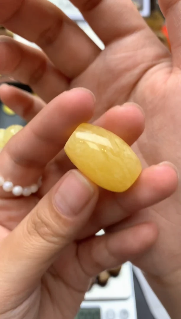 【闪购商品】琥珀珠宝奇石未镶嵌113琥珀蜜蜡花粉小坑介意勿拍