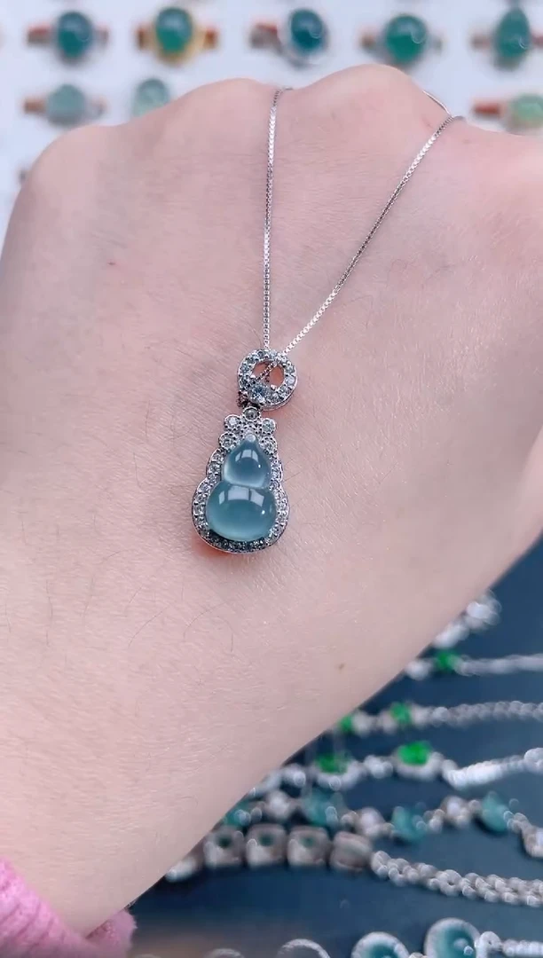 颈饰银S925镶嵌翡翠天然翡翠