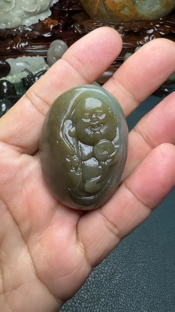 未镶嵌和田玉把件-