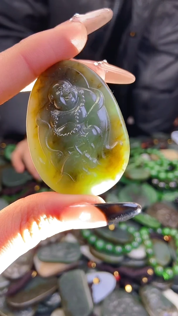 颈饰未镶嵌和田玉1