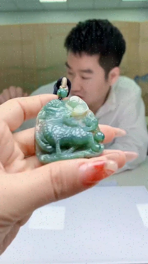 【闪购商品】定制翡翠未镶嵌5028ty-毛货挂件128