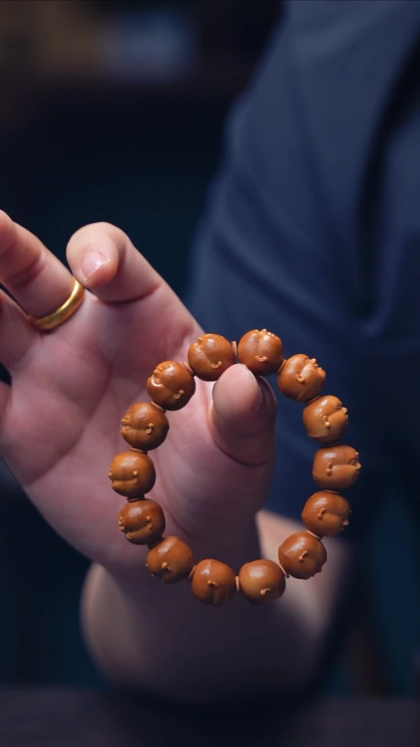 手串/手链橄榄核丁丁【人生百态】