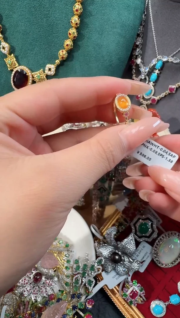 银S925镶嵌戒指石榴石（芬达石）戒指