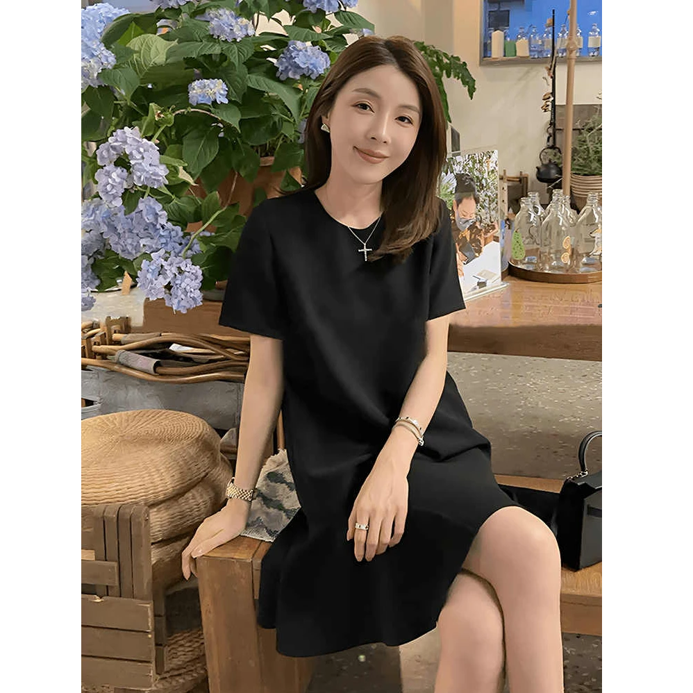 轻奢气质精致短袖连衣裙女2025新款夏季爆款宽松显瘦时髦鱼尾裙子