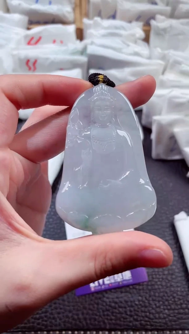 翡翠未镶嵌颈饰00002156