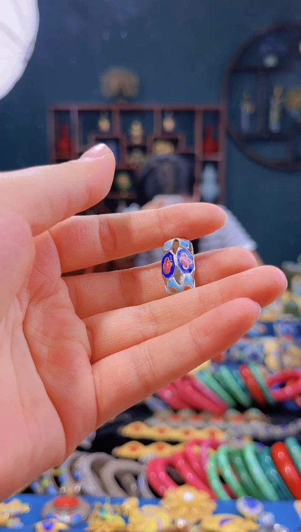 非遗技艺 景泰蓝镂空枣珠