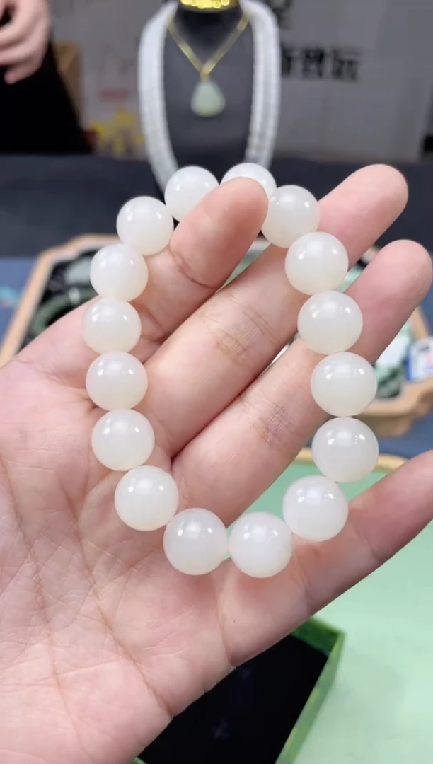 未镶嵌手串和田玉手串