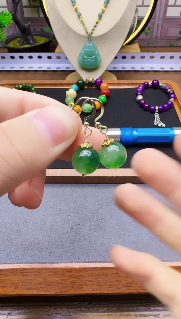 14K金镶嵌翡翠耳饰E96