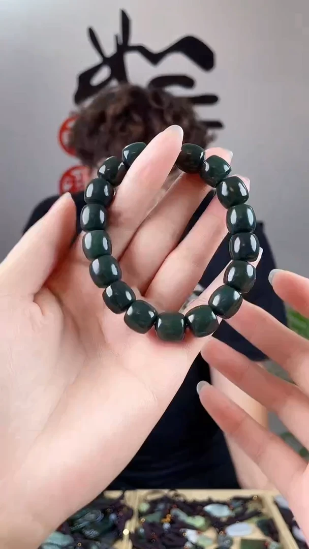 和田玉未镶嵌挂件多样性发货，拍一发一