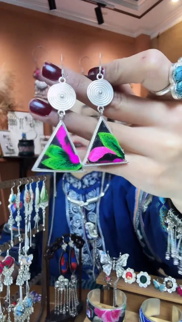 【闪购商品】刺绣纯手工民族风耳环