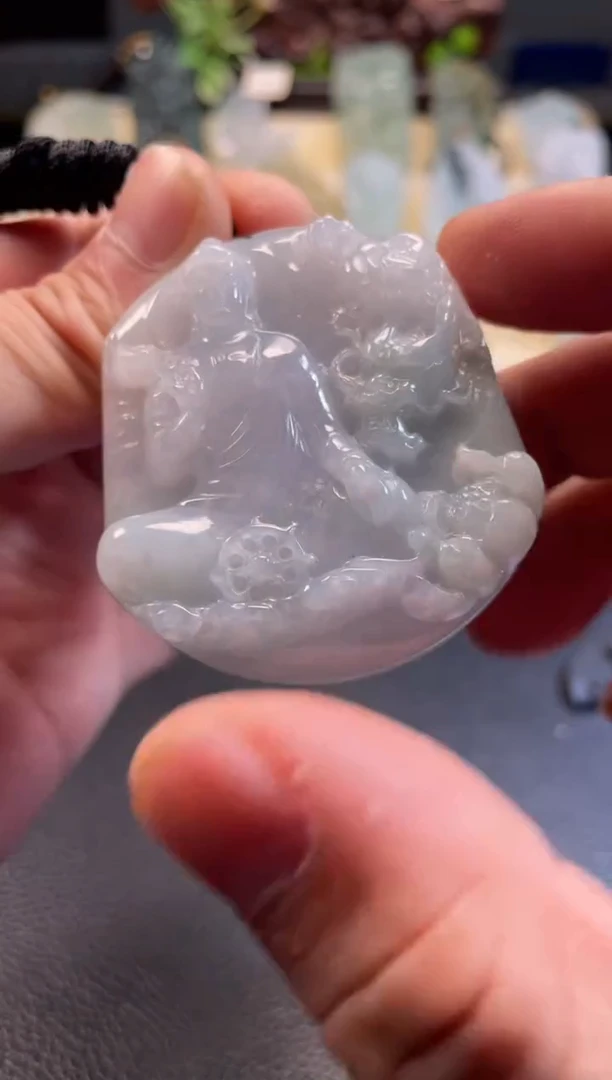 颈饰未镶嵌翡翠12/08/096