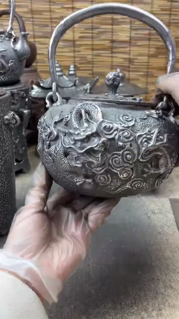 午**王0000000000000000000000000000000000000000