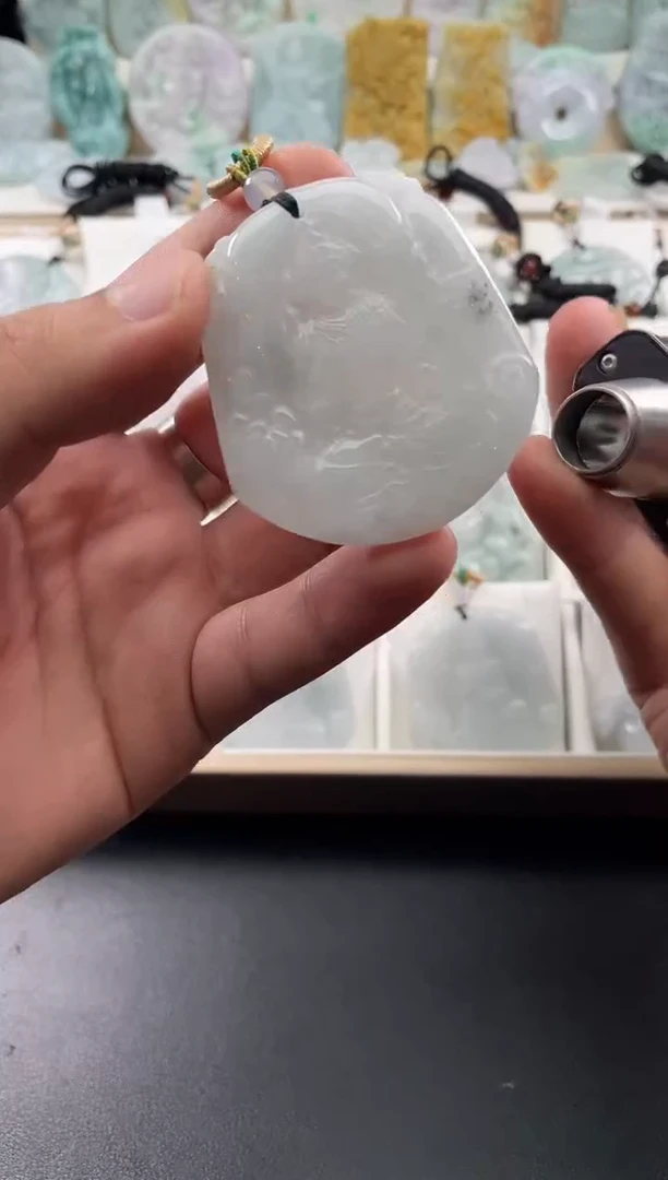 颈饰未镶嵌翡翠25/11/13/.201