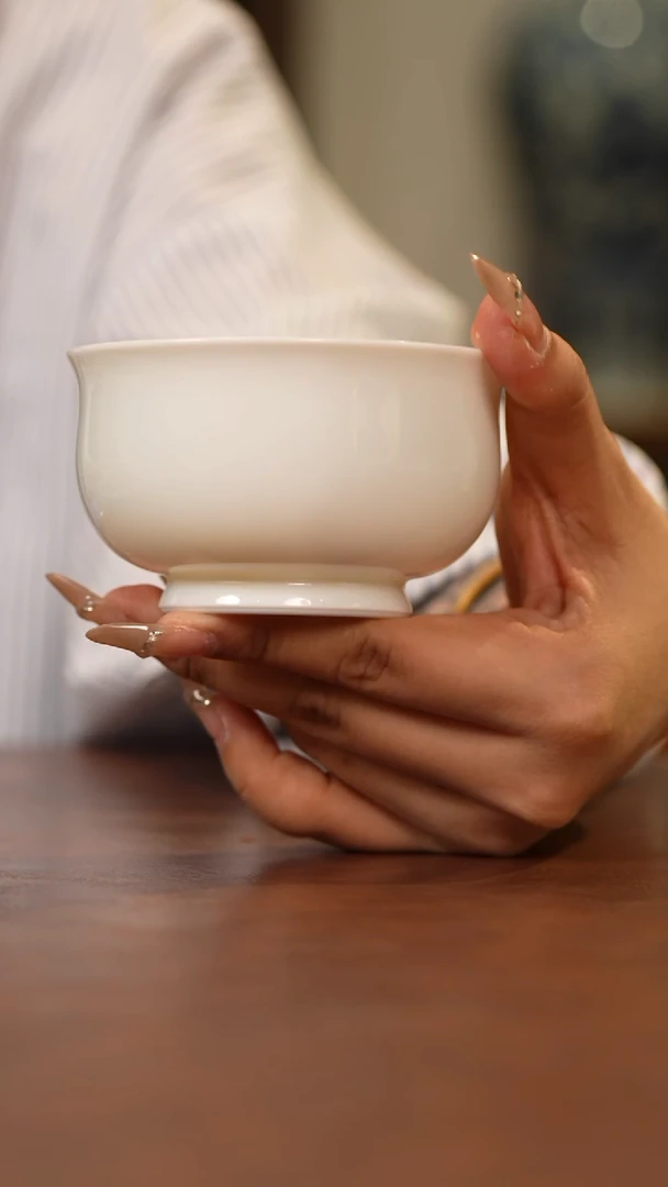 景德镇手工白胎炉式杯