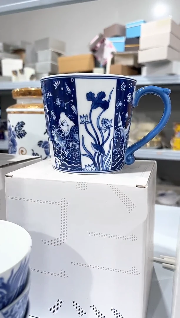 杯子陶（原盒）青花马克杯一个