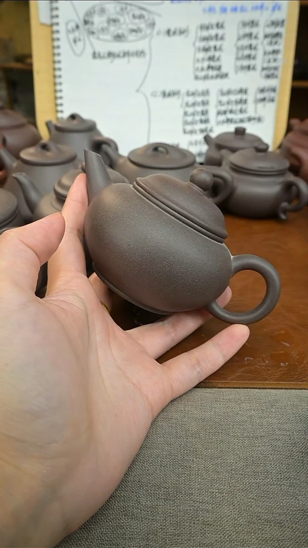 茶壶紫砂元*大水谭清灰紫泥老块200cc