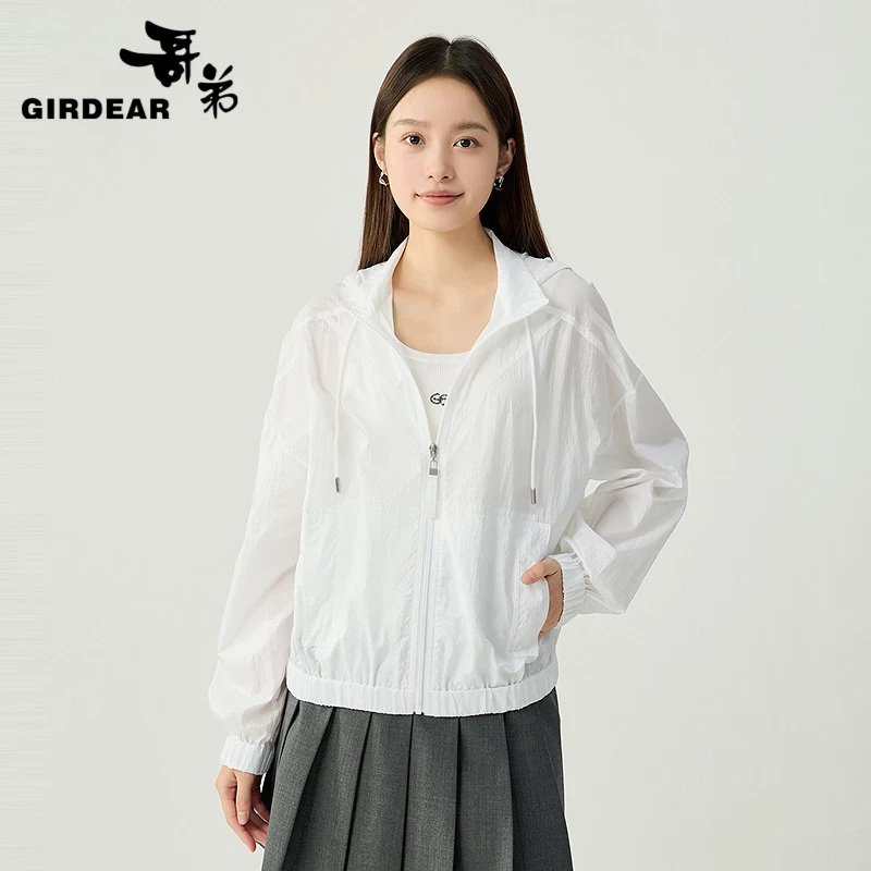 哥弟冲锋衣2025早春新款户外运动户外轻薄连帽防晒女外套140016