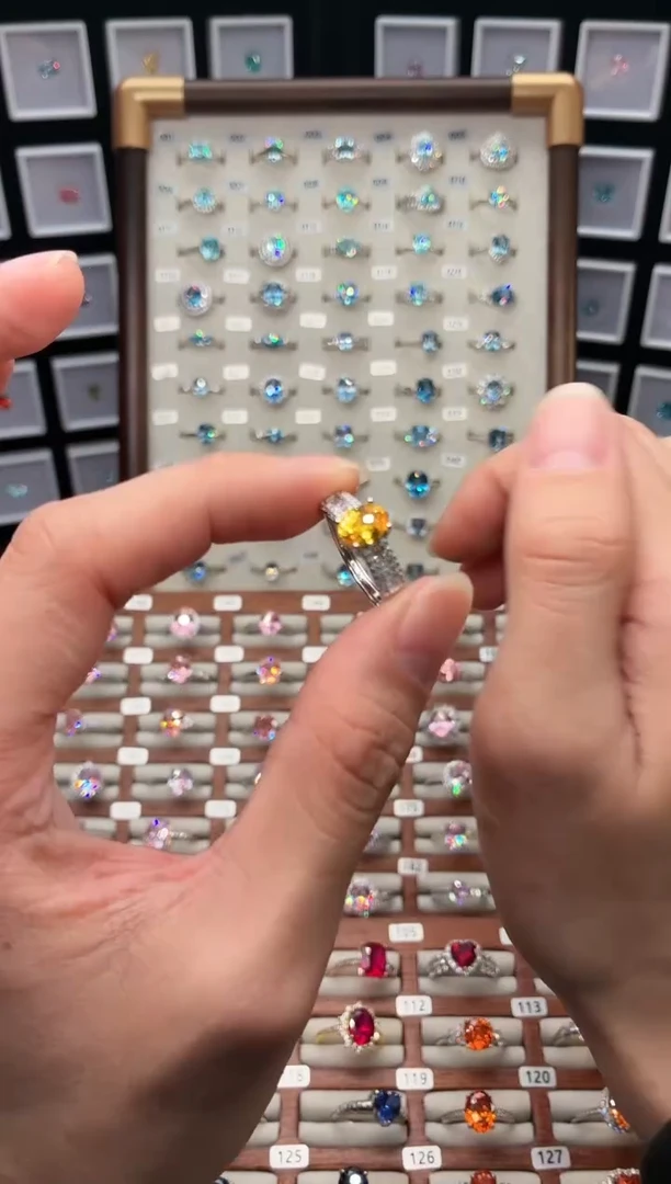 戒指彩色蓝宝石银S925镶嵌1888