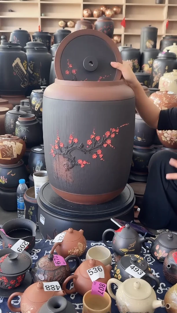 罐瑕疵水缸36升红梅  166