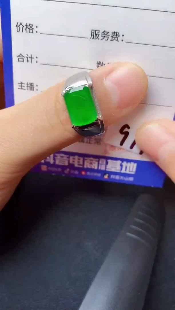 翡翠戒指银S925镶嵌222222222