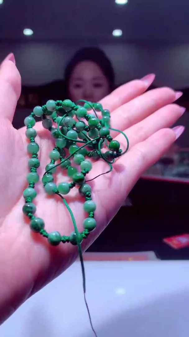 定制翡翠未镶嵌天然翡翠（拍一发一）