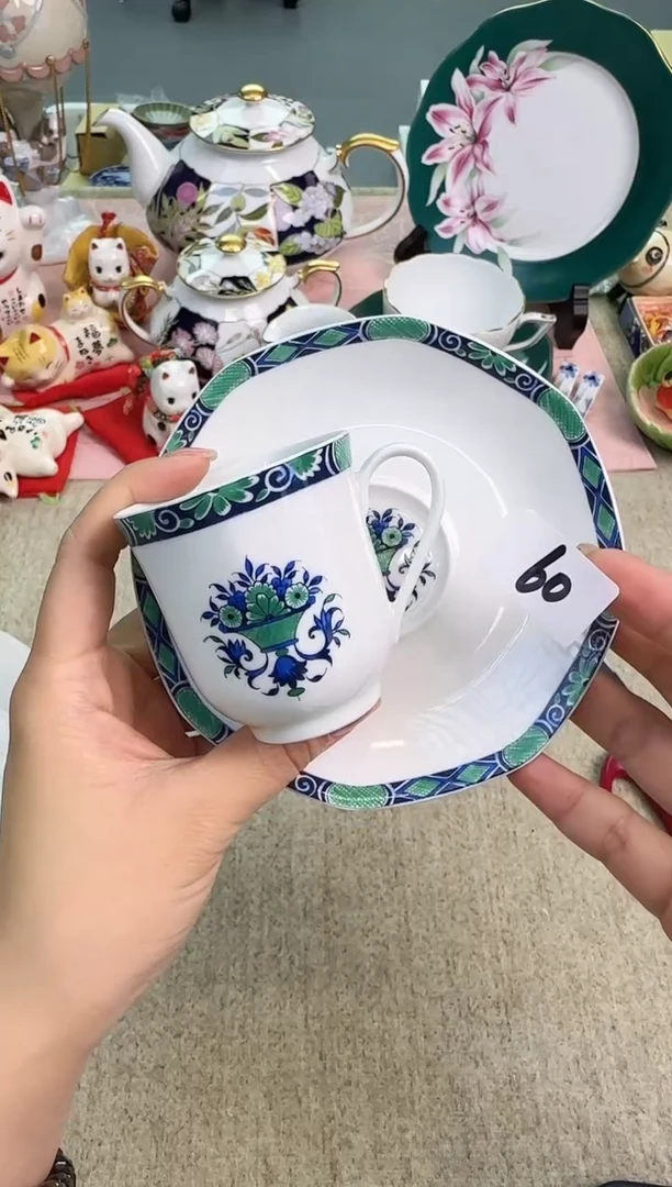 瓷片泡泡家的瓷器真好看