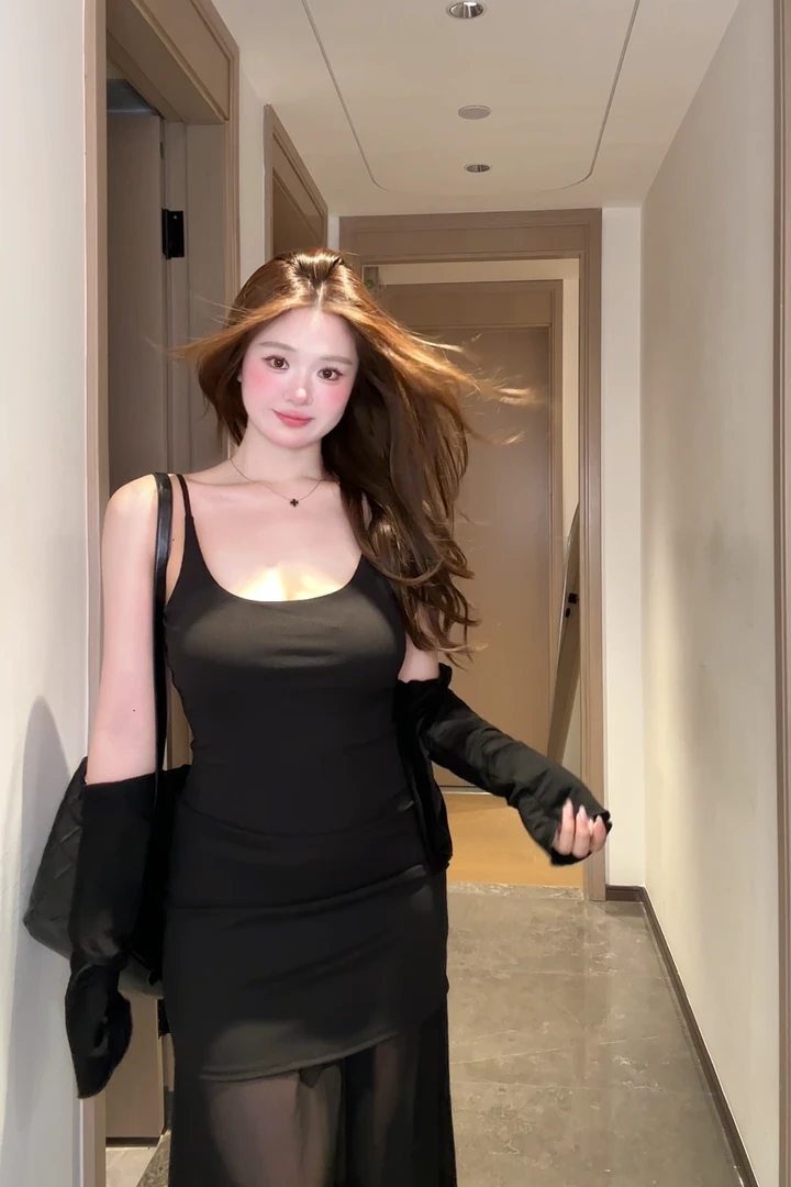【少量现现】微胖mm法式网纱吊带连衣裙显瘦绝美生日度假鱼尾裙
