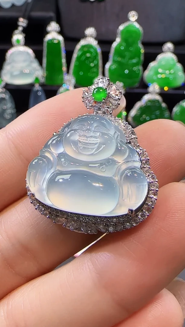 【闪购商品】翡翠吊坠(不含链)18K金镶嵌吊坠