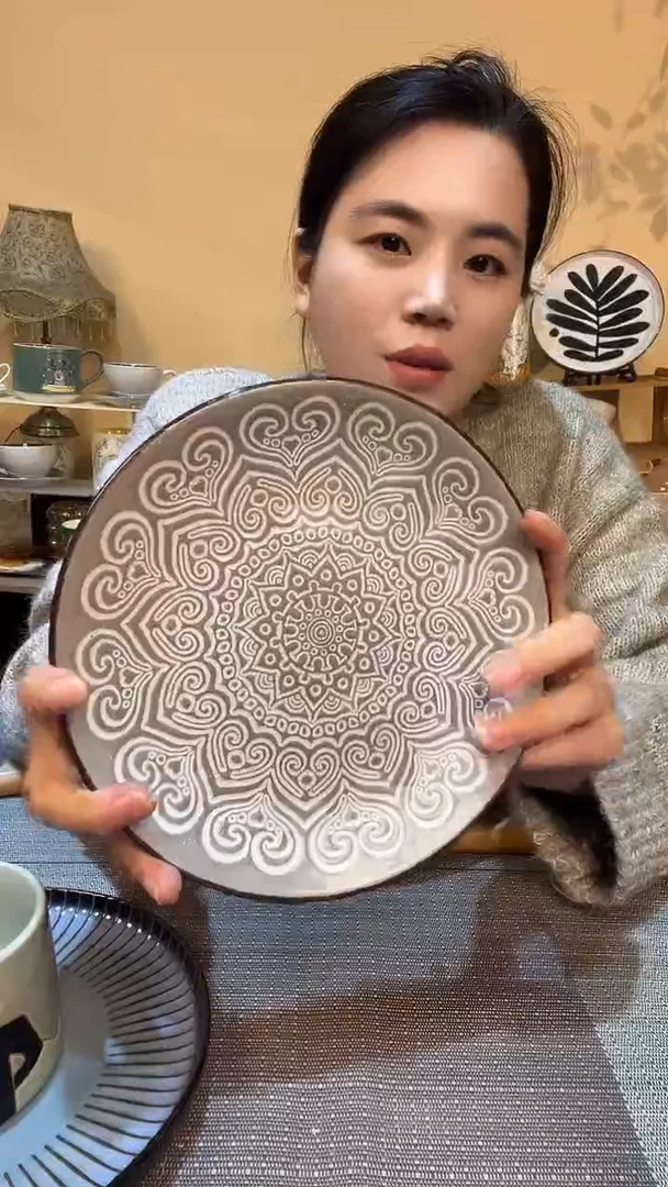 瓷片8英寸浮雕盘 微瑕介意勿拍