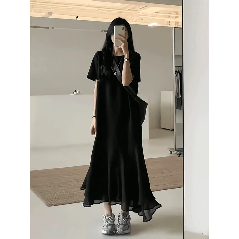 胖mm设计感鱼尾短袖小黑裙女大码夏季简约宽松遮肚荷叶边网纱长裙