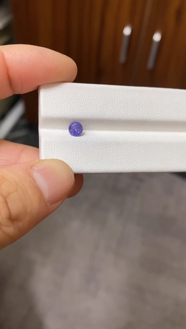 裸石蓝宝石0.61ct蓝宝石
