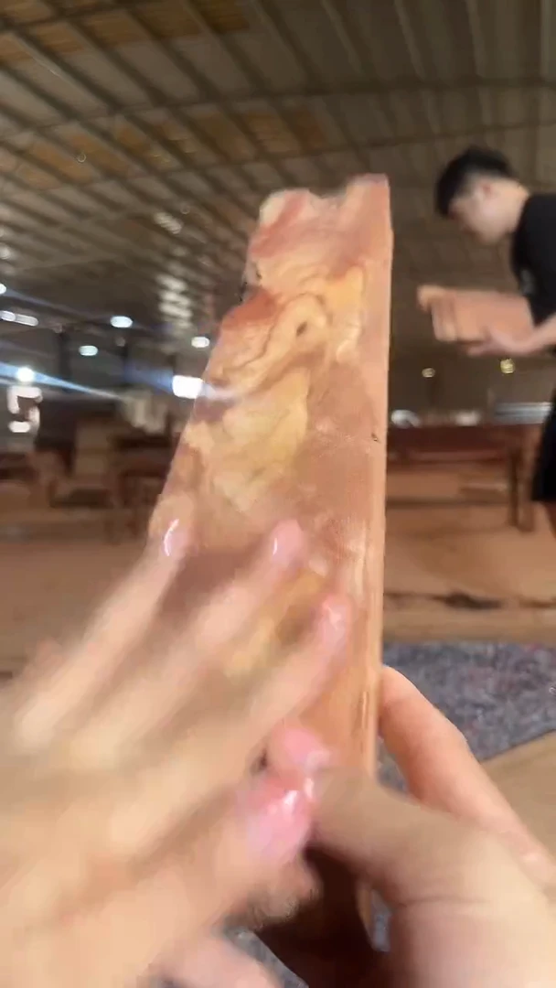 贡木兴**海各种红木家具边角料