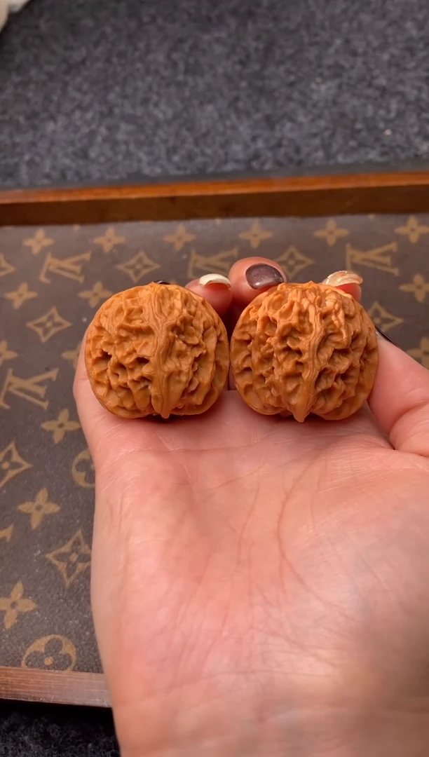 把件文玩核桃b265号39尺苹果园