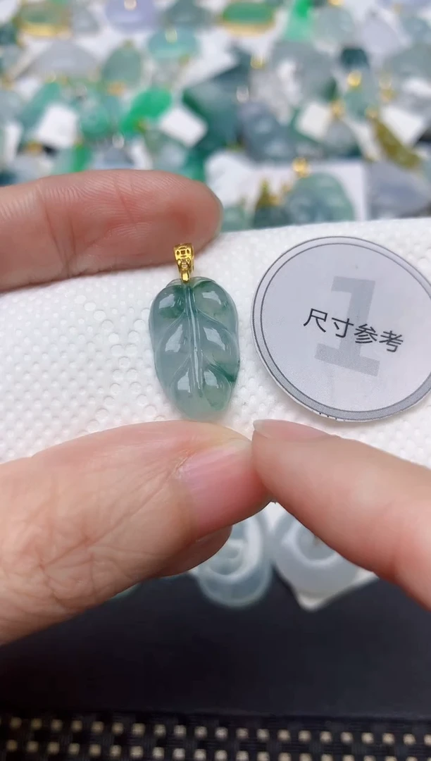 颈饰未镶嵌翡翠天然缅甸A货翡翠