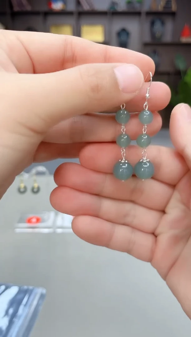 未镶嵌石英质玉（天山翠）耳饰224000